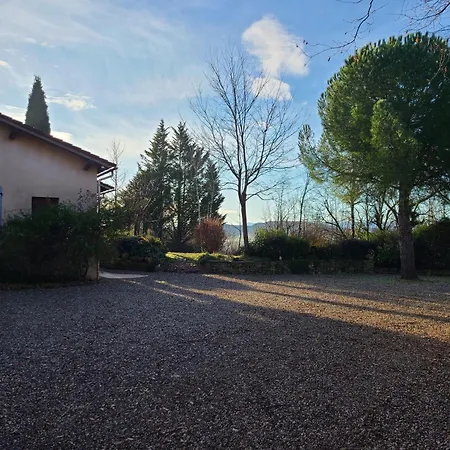 - - - - -les Colombages - - - - D'hotes-gite- Classement 3 Etoiles Apartment