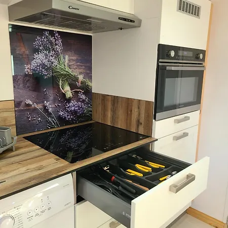 - - - - -les Colombages - - - - D'hotes-gite- Classement 3 Etoiles * Mirepoix (Ariege)