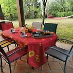 Appartement - - - - -les Colombages - - - - D'hotes-gite- Classement 3 Etoiles *