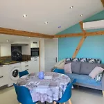 - - - - -les Colombages - - - - D'hotes-gite- Classement 3 Etoiles Appartement Mirepoix (Ariege)