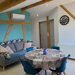 - - - - -les Colombages - - - - D'hotes-gite- Classement 3 Etoiles Mirepoix (Ariege)