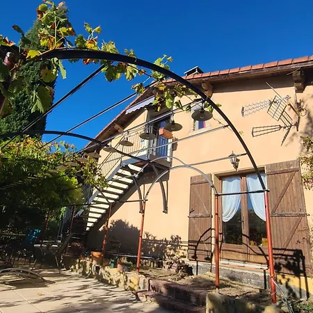 - - - - -les Colombages - - - - D'hôtes-gîte- Classement 3 étoiles Mirepoix (Ariege)