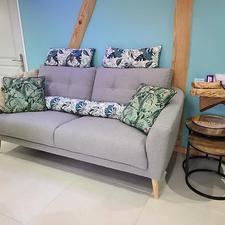 Διαμέρισμα - - - - -les Colombages - - - - D'hotes-gite- Classement 3 Etoiles *