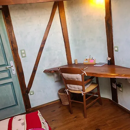 - - - - -les Colombages - - - - D'hotes-gite- Classement 3 Etoiles Mirepoix (Ariege)