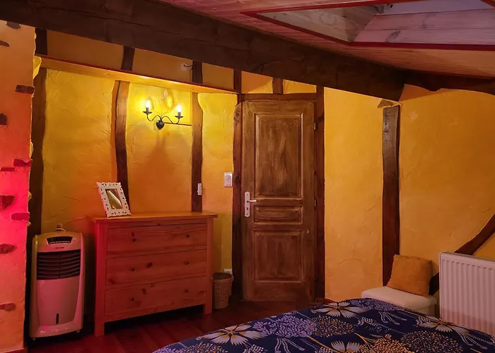 - - - - -les Colombages - - - - D'hotes-gite- Classement 3 Etoiles 아파트 미르포아