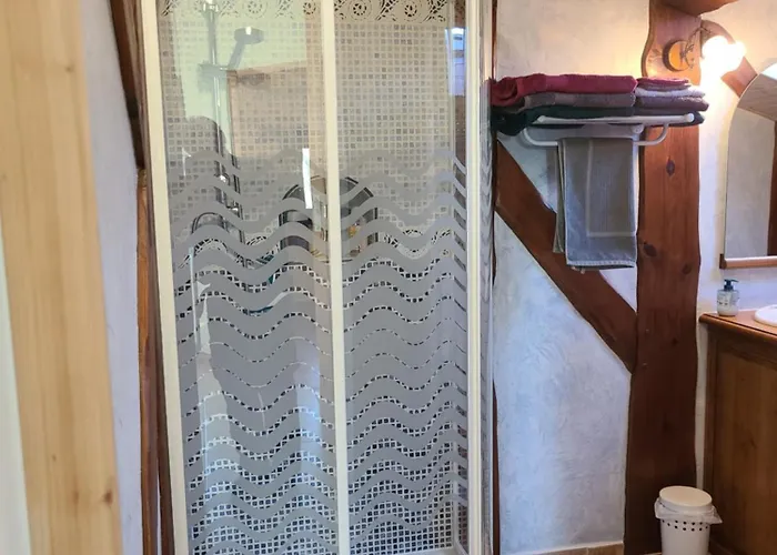 - - - - -les Colombages - - - - D'hôtes-gîte- Classement 3 étoiles *