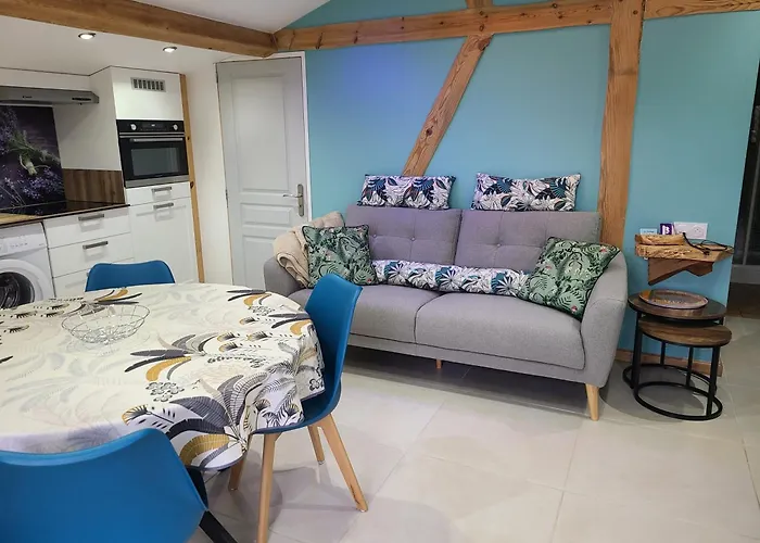 아파트 - - - - -les Colombages - - - - D'hotes-gite- Classement 3 Etoiles *