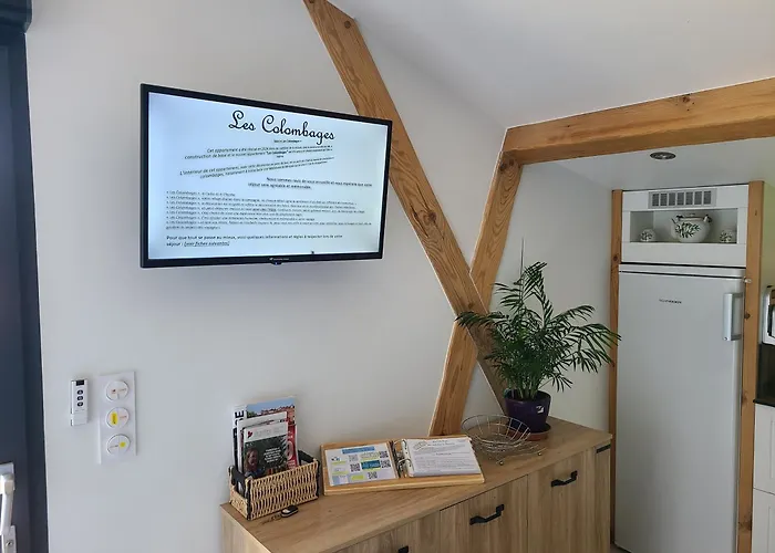 - - - - -les Colombages - - - - D'hôtes-gîte- Classement 3 étoiles Apartamento Mirepoix (Ariege)