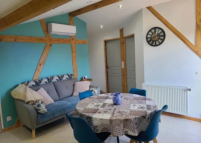 - - - - -les Colombages - - - - D'hôtes-gîte- Classement 3 étoiles Mirepoix (Ariege)